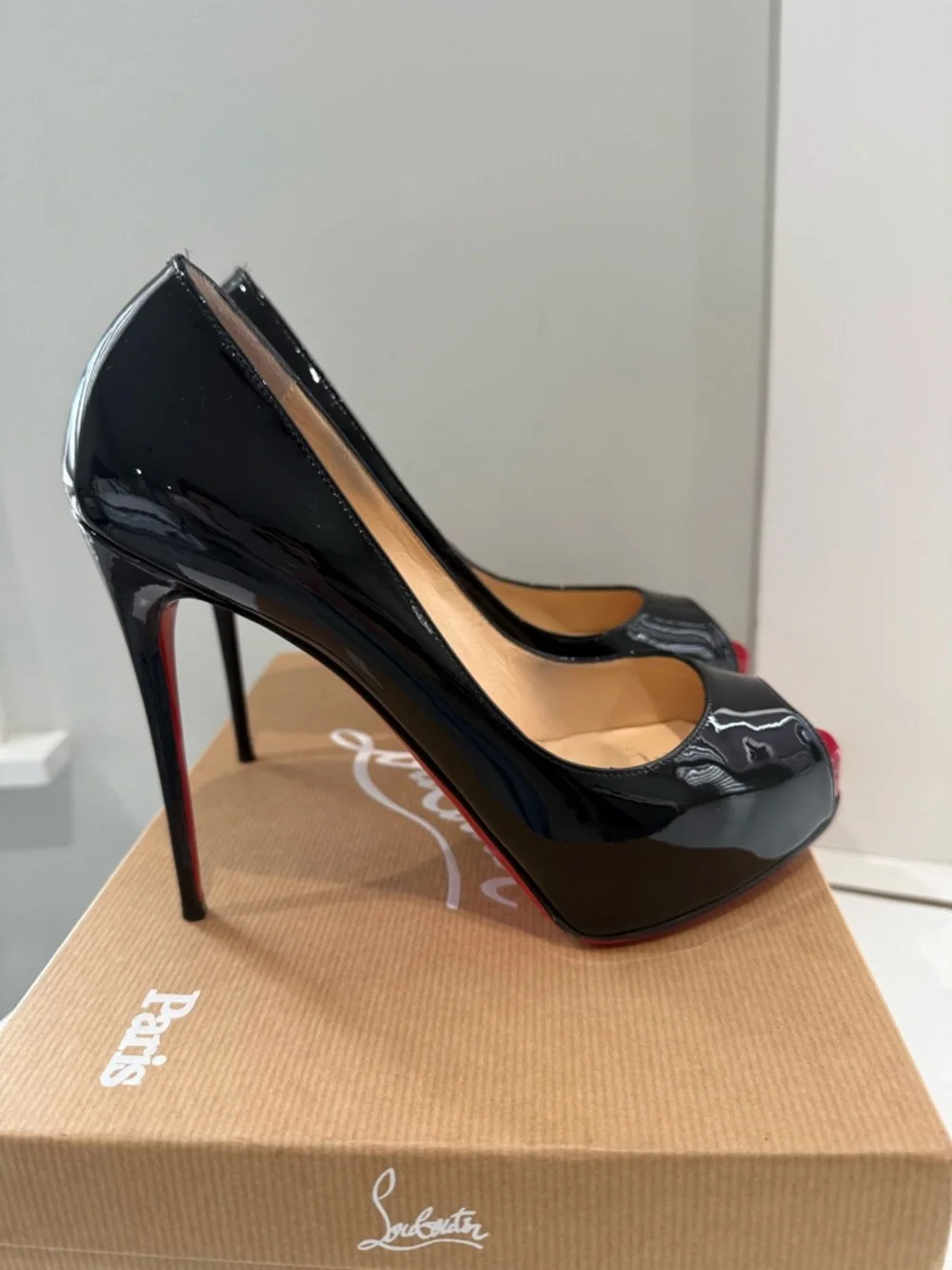 Louboutian Very Prive 120 patent pumps, black, 37.5 - Picture 1 of 5